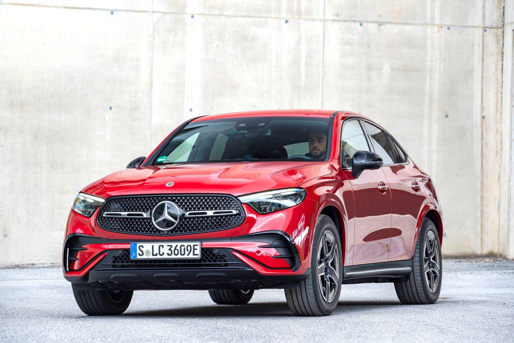 24 COTY9 Merc GLC
