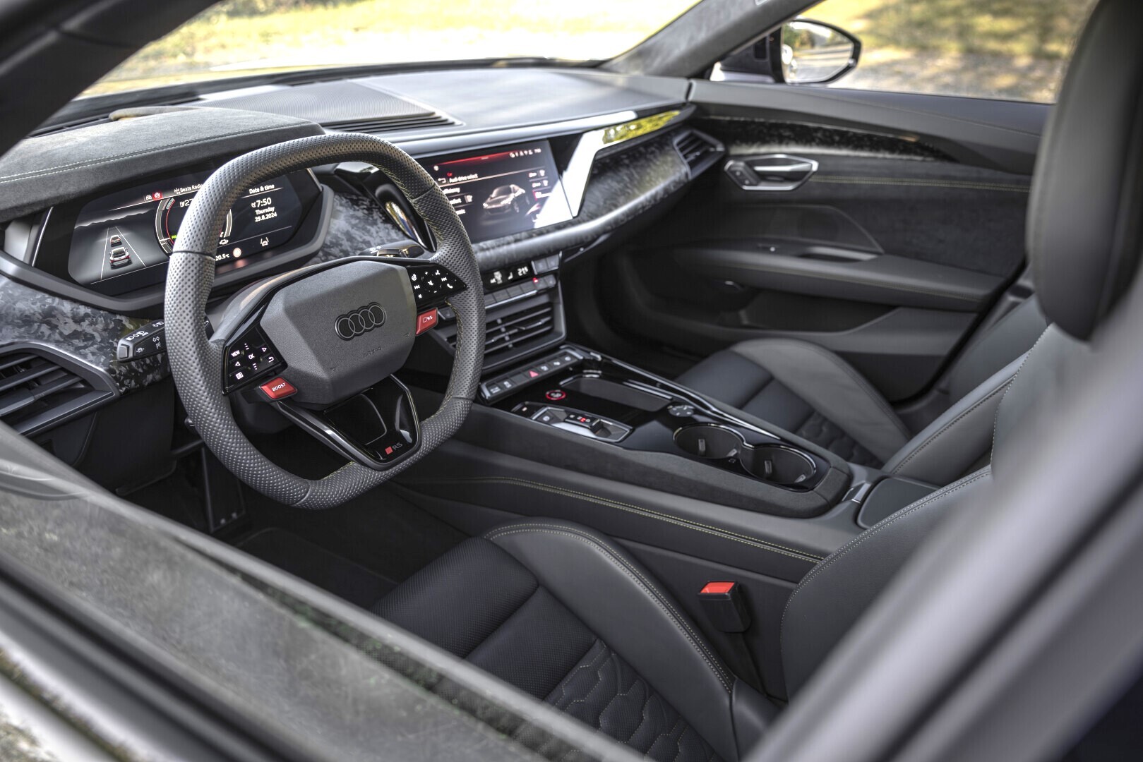 26 etron4