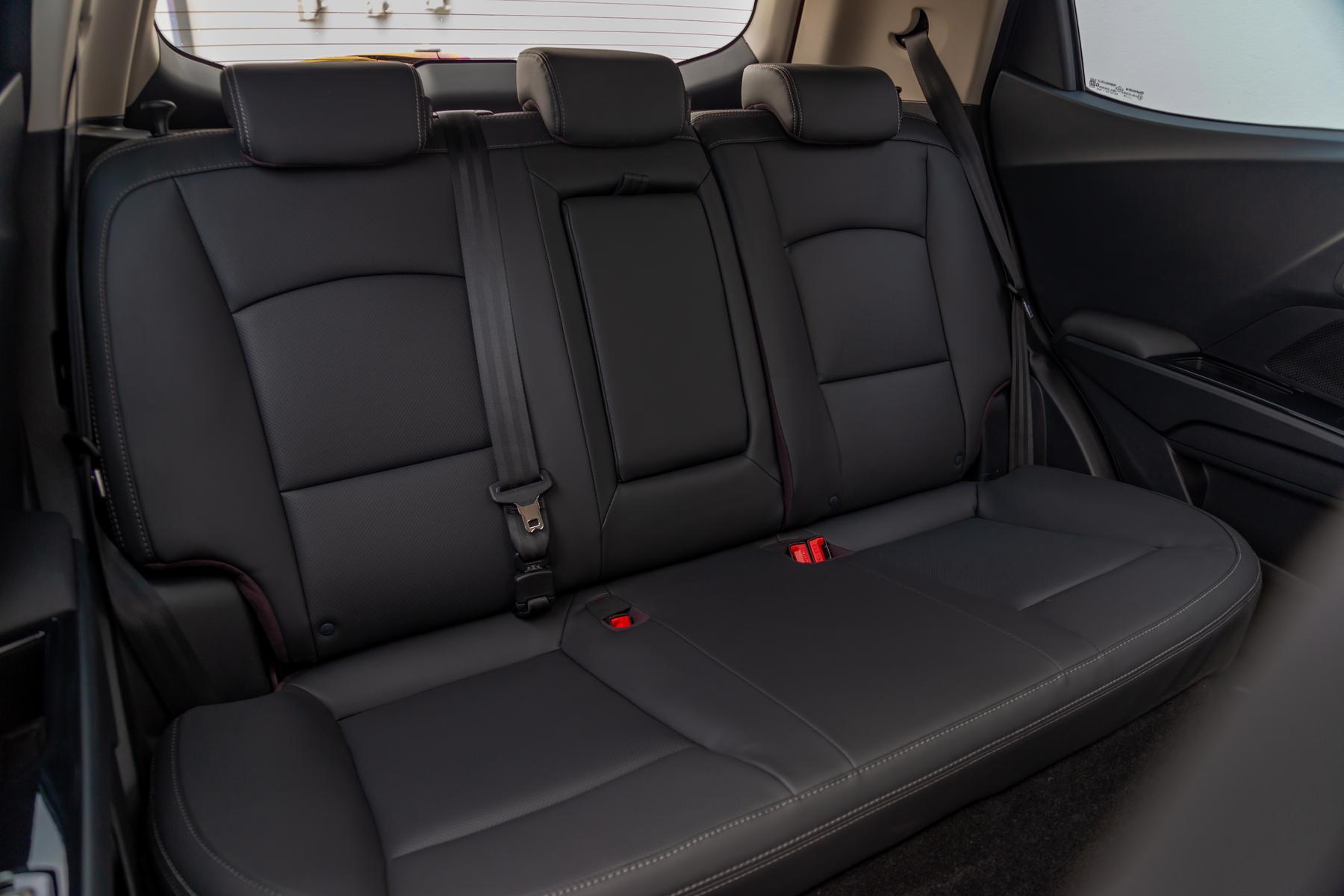 Copy of Mahindra XUV Interior 22 1800x1800