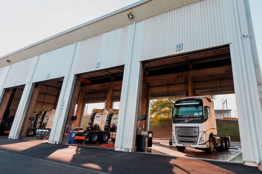 VOLVO DURBAN HI RES 15 1 19