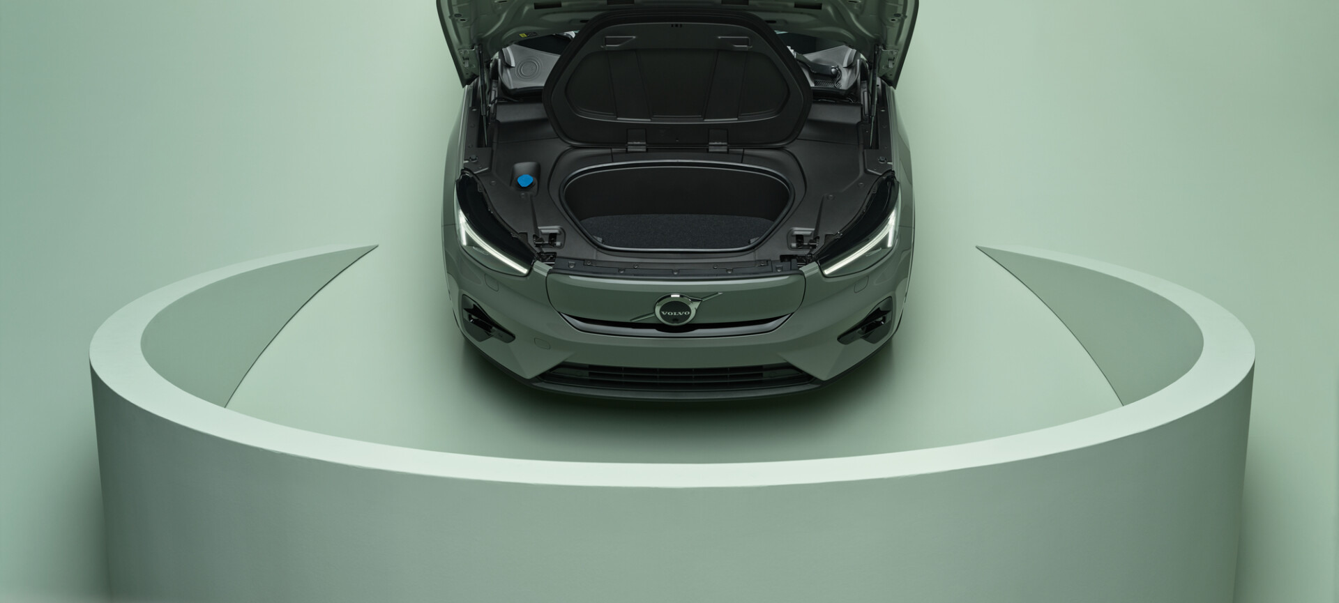 XC40 P6 Recharge 5