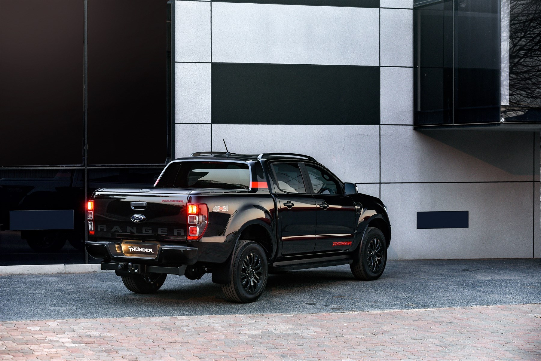 Ford ranger thunder 010 1800x1800