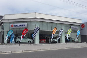 22 Suz Heldb1