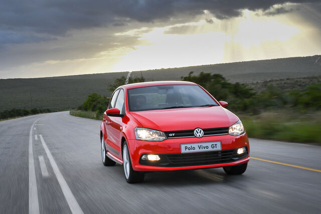 Volkswagen polo vivo driving 001