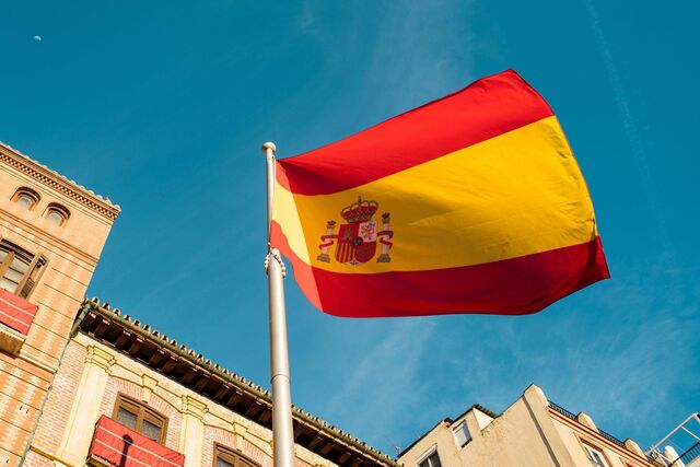 25 Spain EV