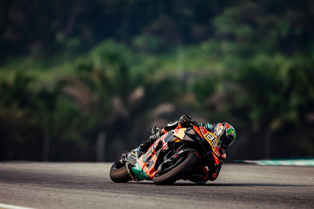 26 Moto GP1