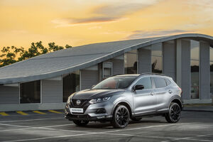 Nissan Qashqai Midnight 303